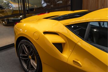 Ferrari 488