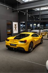 Ferrari 488