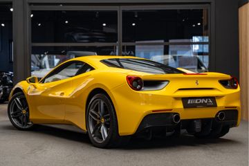 Ferrari 488