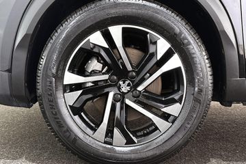 Peugeot e-2008