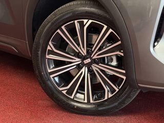 Geely Starray EM-i