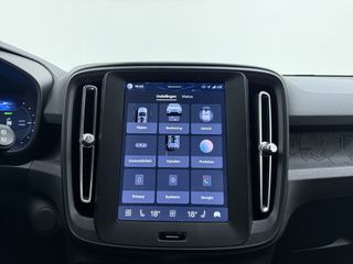 Volvo EX40