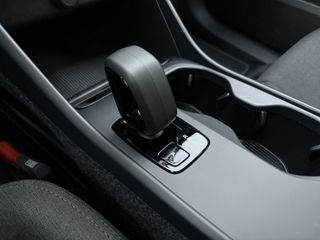 Volvo EX40