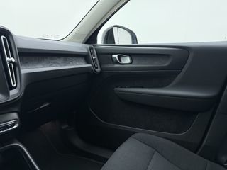 Volvo EX40