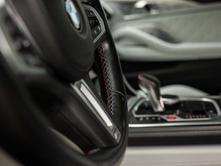 BMW M8
