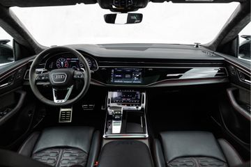 Audi RSQ8