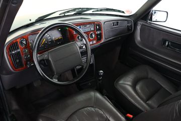 Saab 900