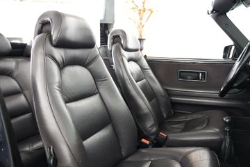 Saab 900