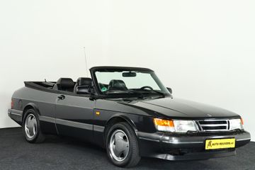 Saab 900