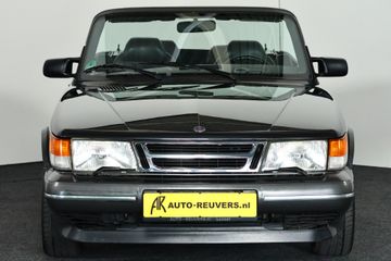 Saab 900
