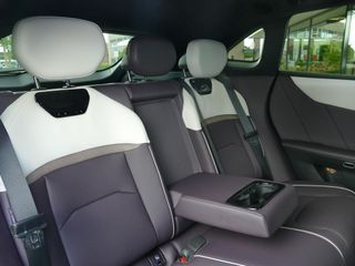 Mazda CX-6e