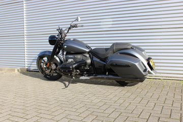 BMW R 18