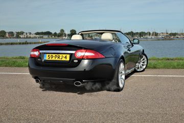 Jaguar XK