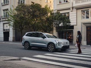 Volvo EX90