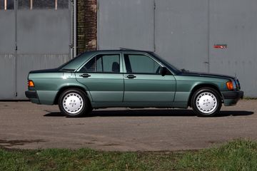 Mercedes-Benz 190