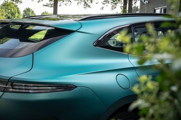 Aston Martin DBX