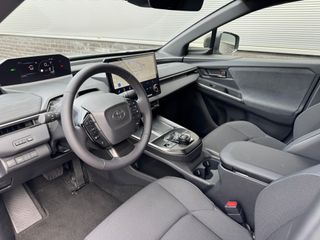 Toyota C-HR+