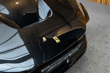 Ferrari F8 Spider
