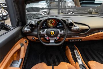 Ferrari F8 Spider