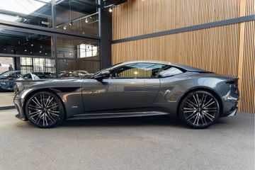 Aston Martin DBS