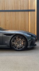 Aston Martin DBS