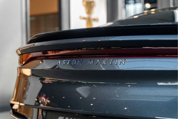 Aston Martin DBS