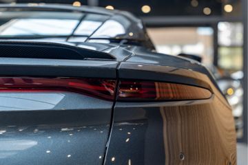 Aston Martin DBS
