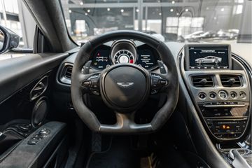 Aston Martin DBS