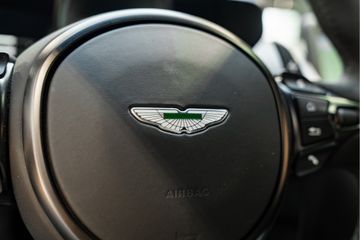 Aston Martin DBS