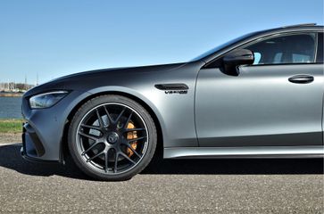 Mercedes-Benz GT