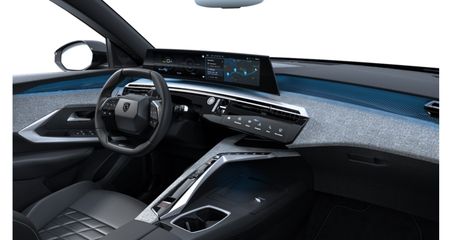 Peugeot e-3008