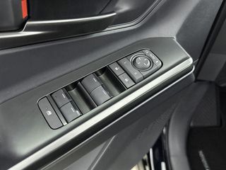 Toyota C-HR+