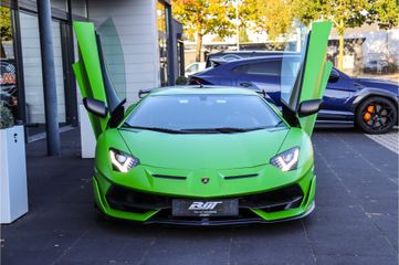 Lamborghini Aventador