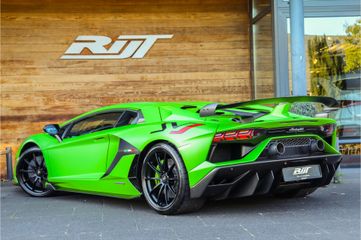 Lamborghini Aventador