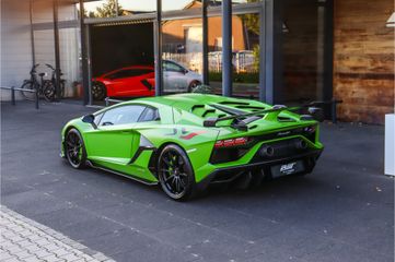 Lamborghini Aventador