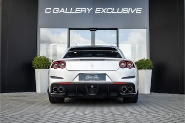 Ferrari GTC4Lusso