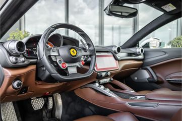 Ferrari GTC4Lusso