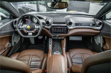 Ferrari GTC4Lusso