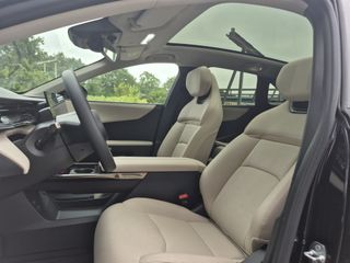 Mazda CX-6e
