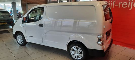 Nissan e-NV200