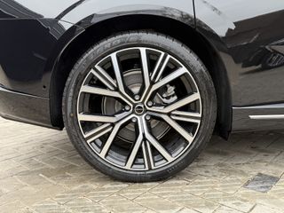 Volvo ES90
