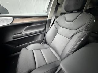 Volvo ES90