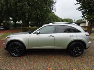 Infiniti FX