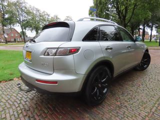 Infiniti FX