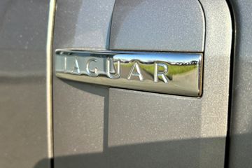 Jaguar XK