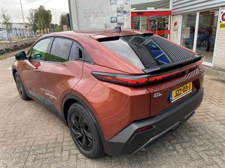 Toyota C-HR+
