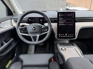 Volvo EX90