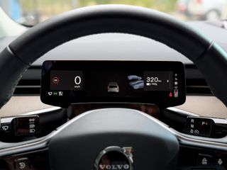 Volvo EX90