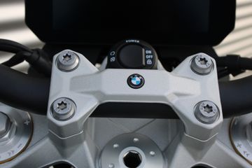 BMW F 900 R