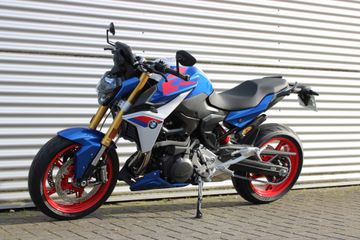 BMW F 900 R